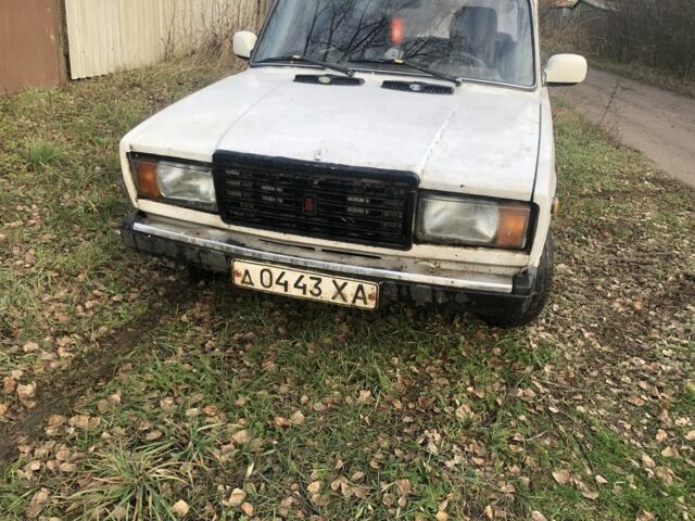 Білий ВАЗ 2107, об'ємом двигуна 1.5 л та пробігом 1 тис. км за 591 $, фото 1 на Automoto.ua