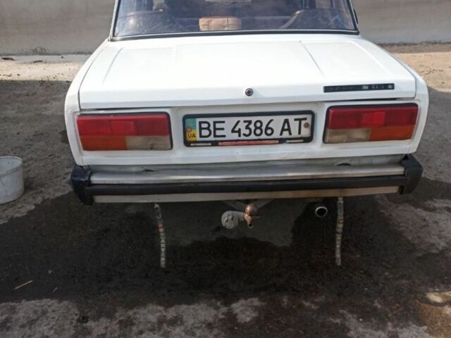 ВАЗ 2107 1978 в Первомайск на Automoto.ua Белый ВАЗ 2107, объемом двигателя 1.5 л и пробегом 3 тыс. км за 1000 $, фото 5 на Automoto.ua