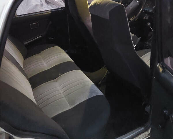 Белый ВАЗ 2107, объемом двигателя 1.5 л и пробегом 50 тыс. км за 770 $, фото 13 на Automoto.ua