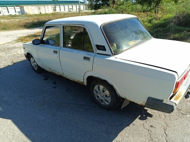 Белый ВАЗ 2107, объемом двигателя 0 л и пробегом 33 тыс. км за 534 $, фото 14 на Automoto.ua