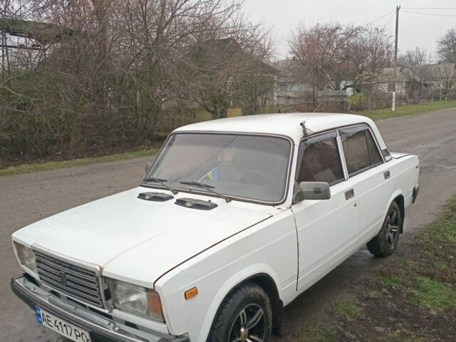 Білий ВАЗ 2107, об'ємом двигуна 1.5 л та пробігом 80 тис. км за 710 $, фото 2 на Automoto.ua