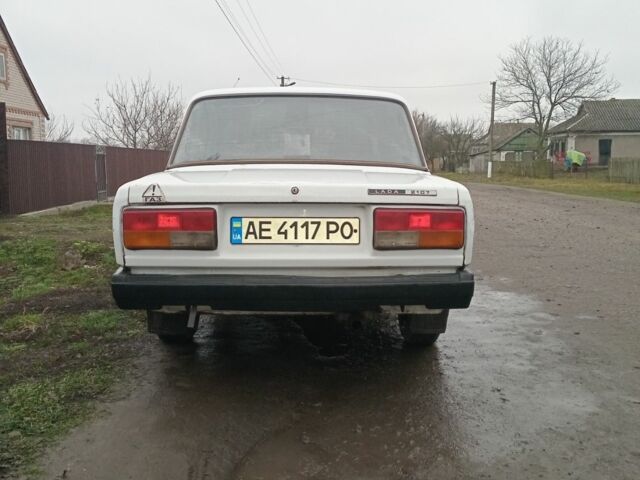 Білий ВАЗ 2107, об'ємом двигуна 1.5 л та пробігом 80 тис. км за 710 $, фото 3 на Automoto.ua