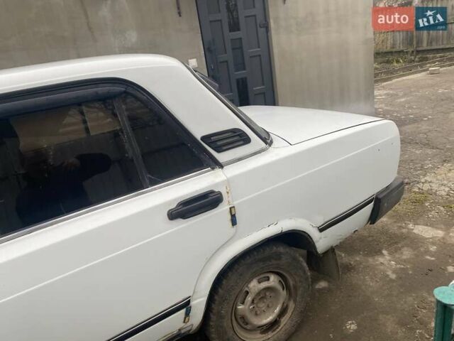 Белый ВАЗ 2107, объемом двигателя 1.6 л и пробегом 50 тыс. км за 650 $, фото 9 на Automoto.ua