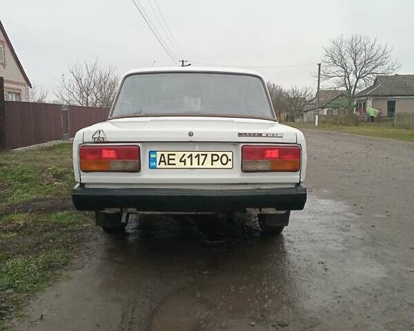 Белый ВАЗ 2107, объемом двигателя 1.5 л и пробегом 80 тыс. км за 710 $, фото 2 на Automoto.ua