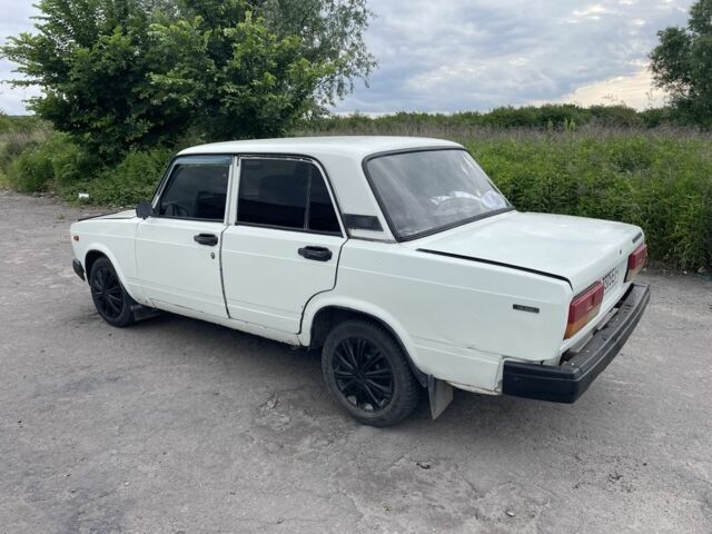 Белый ВАЗ 2107, объемом двигателя 1.3 л и пробегом 3 тыс. км за 850 $, фото 3 на Automoto.ua