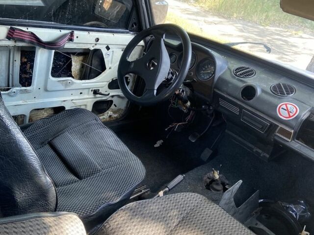 Белый ВАЗ 2107, объемом двигателя 1.5 л и пробегом 3 тыс. км за 207 $, фото 6 на Automoto.ua