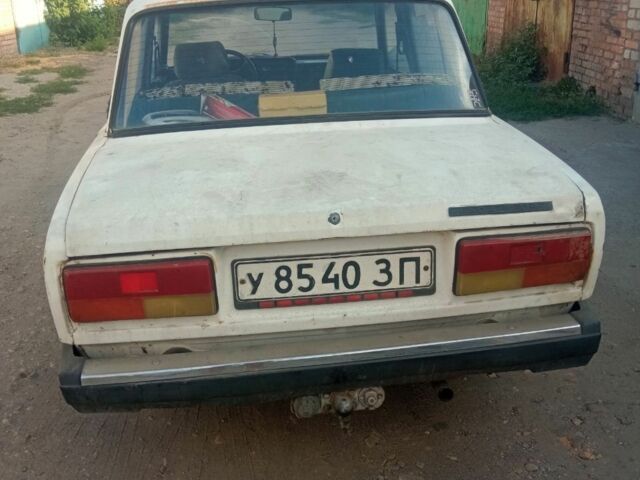 Белый ВАЗ 2107, объемом двигателя 0 л и пробегом 1 тыс. км за 411 $, фото 2 на Automoto.ua