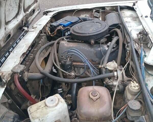 Белый ВАЗ 2107, объемом двигателя 1.5 л и пробегом 80 тыс. км за 710 $, фото 6 на Automoto.ua