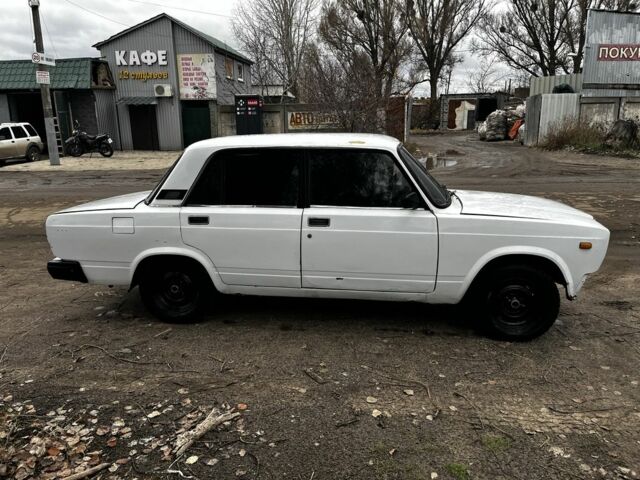 Білий ВАЗ 2107, об'ємом двигуна 1.5 л та пробігом 3 тис. км за 713 $, фото 4 на Automoto.ua
