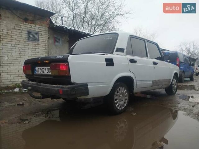 Белый ВАЗ 2107, объемом двигателя 1.5 л и пробегом 111 тыс. км за 353 $, фото 12 на Automoto.ua