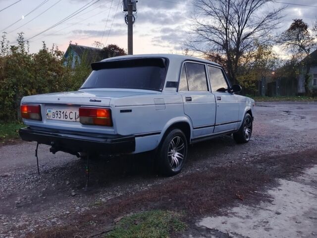 ВАЗ 2107 1986 в Белополье на Automoto.ua Белый ВАЗ 2107, объемом двигателя 7 л и пробегом 123 тыс. км за 1142 $, фото 7 на Automoto.ua