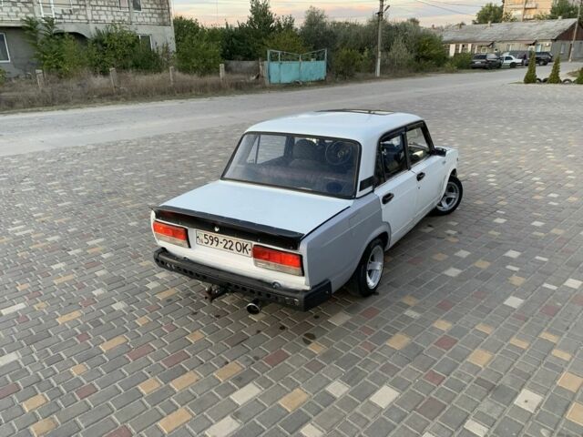 Белый ВАЗ 2107, объемом двигателя 1.8 л и пробегом 3 тыс. км за 1400 $, фото 4 на Automoto.ua