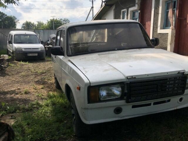 Білий ВАЗ 2107, об'ємом двигуна 1.5 л та пробігом 3 тис. км за 1000 $, фото 1 на Automoto.ua