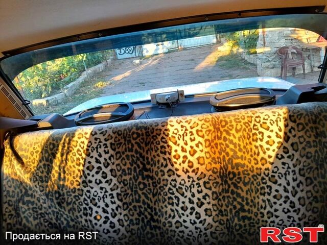 Белый ВАЗ 2107, объемом двигателя 1.5 л и пробегом 0 тыс. км за 750 $, фото 9 на Automoto.ua