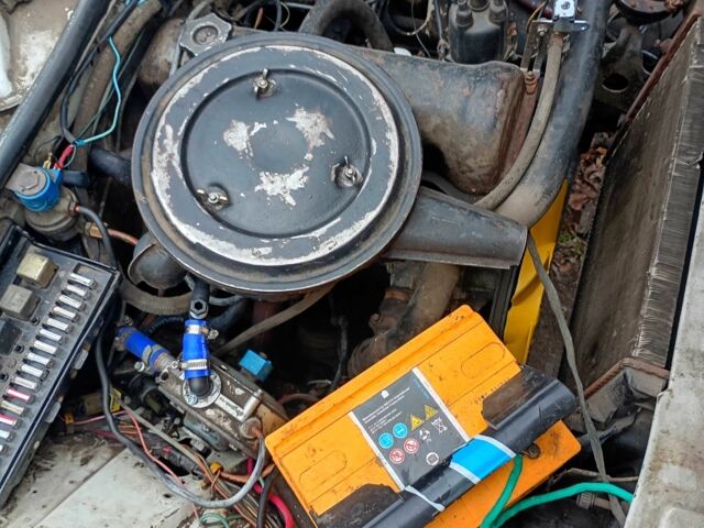 Белый ВАЗ 2107, объемом двигателя 1.5 л и пробегом 2 тыс. км за 632 $, фото 5 на Automoto.ua