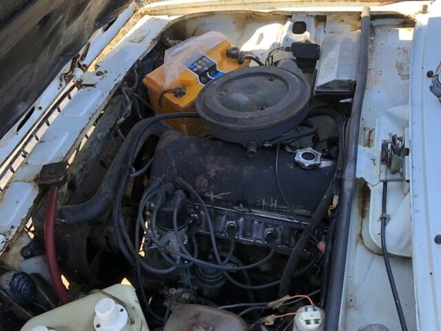 Белый ВАЗ 2107, объемом двигателя 1.3 л и пробегом 70 тыс. км за 500 $, фото 6 на Automoto.ua