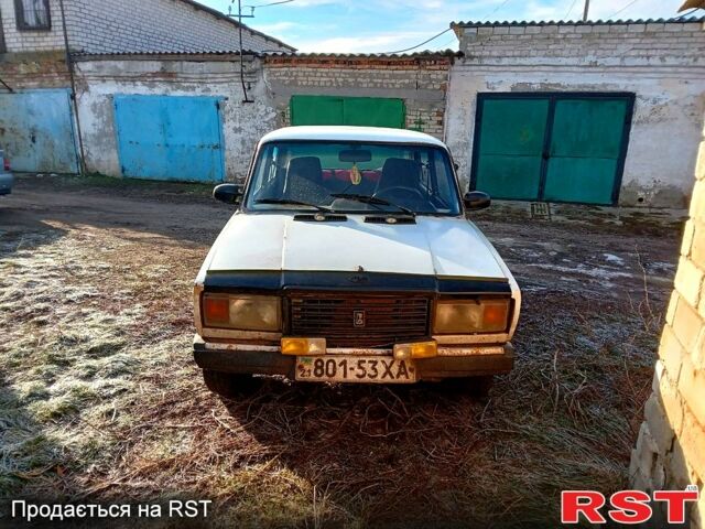 Белый ВАЗ 2107, объемом двигателя 1.5 л и пробегом 0 тыс. км за 480 $, фото 2 на Automoto.ua