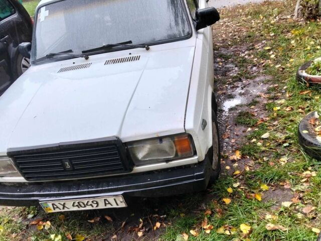 ВАЗ 2107 1986 в Сумах на Automoto.ua Белый ВАЗ 2107, объемом двигателя 1.5 л и пробегом 111 тыс. км за 980 $, фото 2 на Automoto.ua