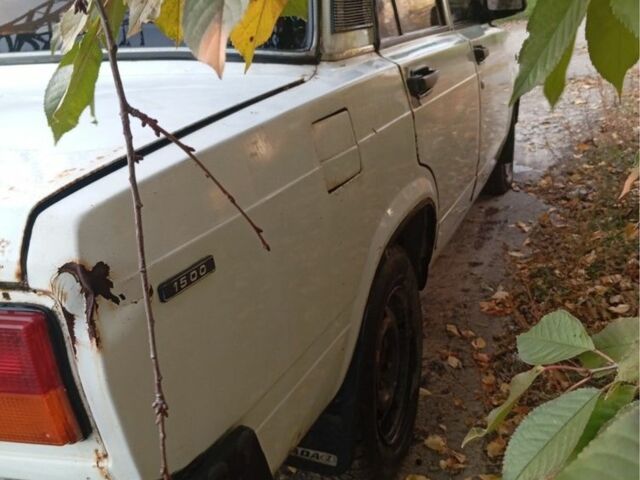 Білий ВАЗ 2107, об'ємом двигуна 1 л та пробігом 230 тис. км за 389 $, фото 4 на Automoto.ua