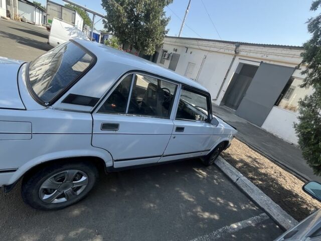 Белый ВАЗ 2107, объемом двигателя 8 л и пробегом 798 тыс. км за 900 $, фото 4 на Automoto.ua