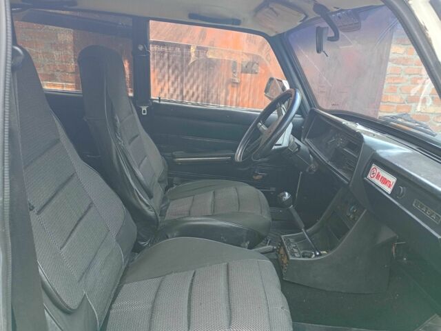 Белый ВАЗ 2107, объемом двигателя 1.5 л и пробегом 2 тыс. км за 632 $, фото 4 на Automoto.ua