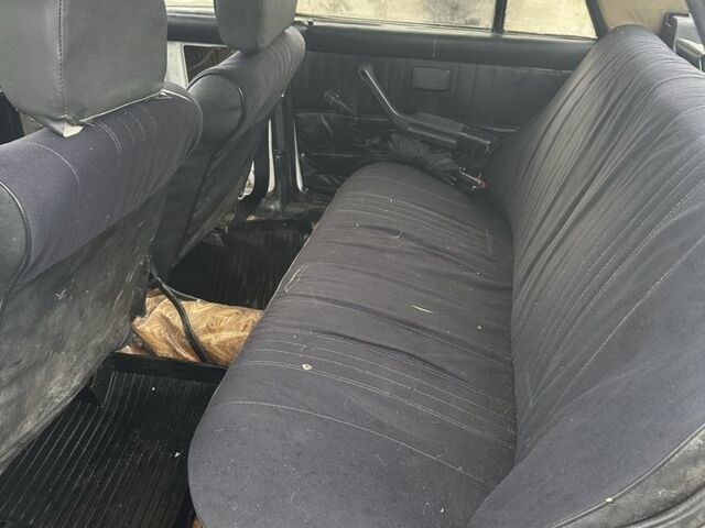 Белый ВАЗ 2107, объемом двигателя 1.5 л и пробегом 1 тыс. км за 448 $, фото 7 на Automoto.ua