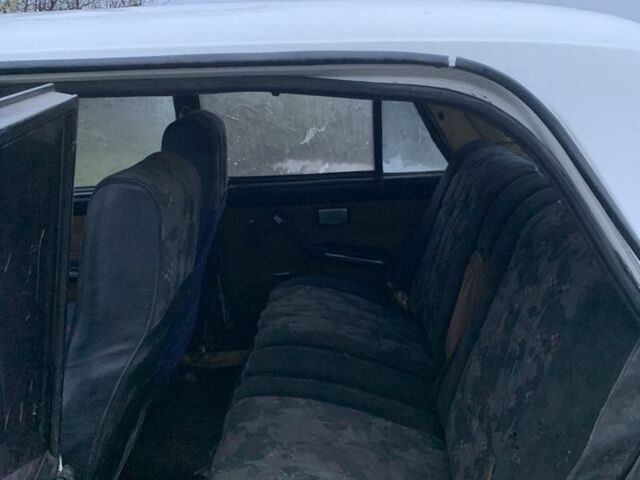 Белый ВАЗ 2107, объемом двигателя 1.5 л и пробегом 142 тыс. км за 473 $, фото 12 на Automoto.ua