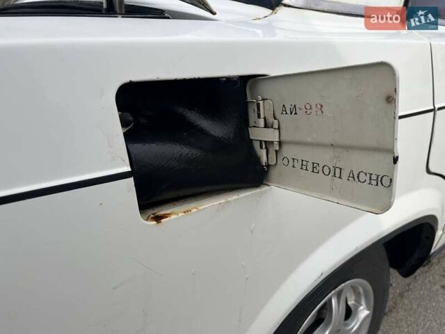 Белый ВАЗ 2107, объемом двигателя 1.6 л и пробегом 46 тыс. км за 2500 $, фото 17 на Automoto.ua