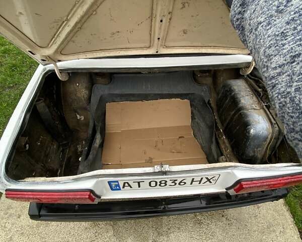 Белый ВАЗ 2107, объемом двигателя 1.5 л и пробегом 69 тыс. км за 600 $, фото 11 на Automoto.ua