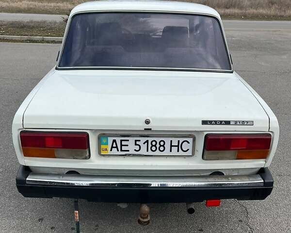 Белый ВАЗ 2107, объемом двигателя 1.6 л и пробегом 46 тыс. км за 2500 $, фото 3 на Automoto.ua