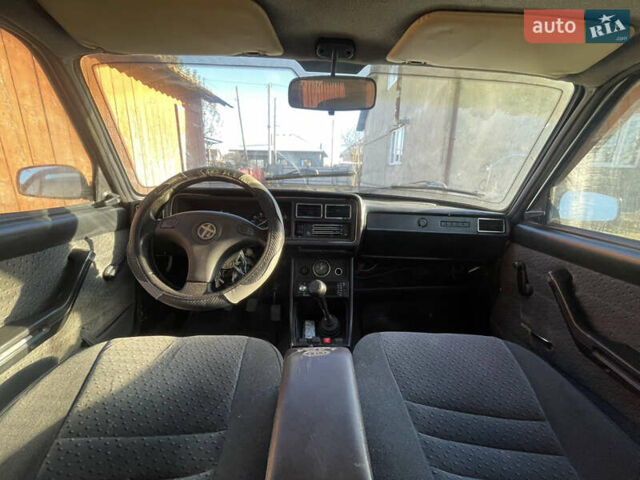 Белый ВАЗ 2107, объемом двигателя 1.5 л и пробегом 800 тыс. км за 700 $, фото 4 на Automoto.ua