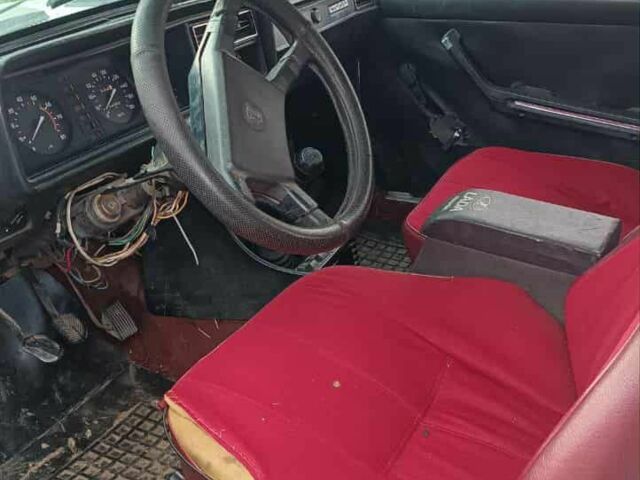 Білий ВАЗ 2107, об'ємом двигуна 1.5 л та пробігом 1000 тис. км за 360 $, фото 2 на Automoto.ua