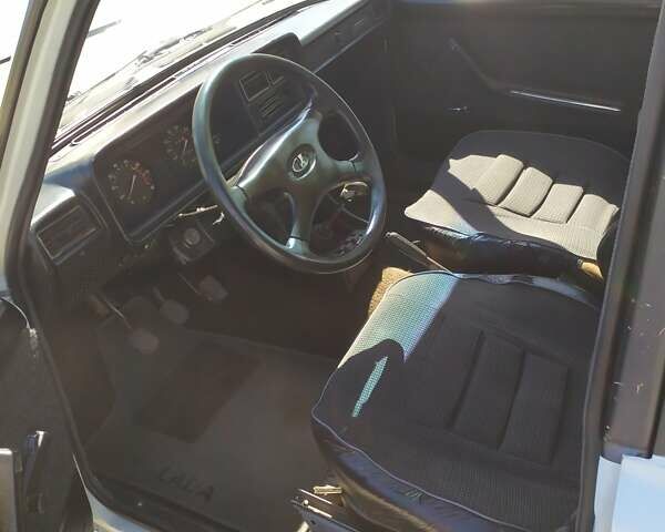 Белый ВАЗ 2107, объемом двигателя 1.45 л и пробегом 75 тыс. км за 1100 $, фото 5 на Automoto.ua
