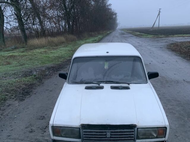 Белый ВАЗ 2107, объемом двигателя 1.5 л и пробегом 142 тыс. км за 473 $, фото 8 на Automoto.ua