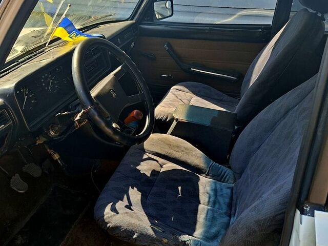 Белый ВАЗ 2107, объемом двигателя 1.5 л и пробегом 0 тыс. км за 395 $, фото 5 на Automoto.ua