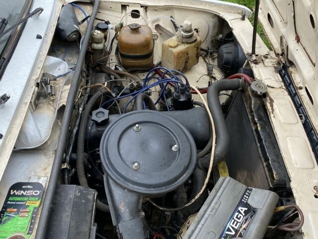 Белый ВАЗ 2107, объемом двигателя 1.5 л и пробегом 3 тыс. км за 600 $, фото 7 на Automoto.ua