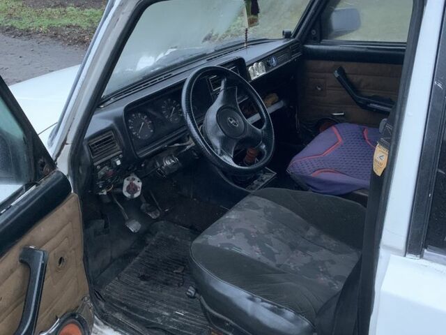 Белый ВАЗ 2107, объемом двигателя 1.5 л и пробегом 142 тыс. км за 473 $, фото 10 на Automoto.ua