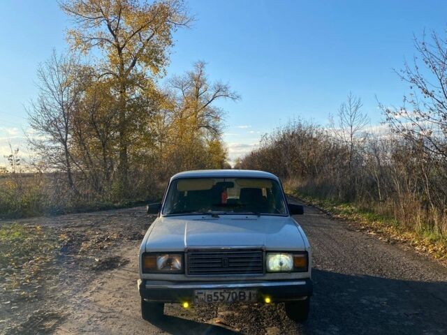 Білий ВАЗ 2107, об'ємом двигуна 1.5 л та пробігом 279 тис. км за 597 $, фото 4 на Automoto.ua