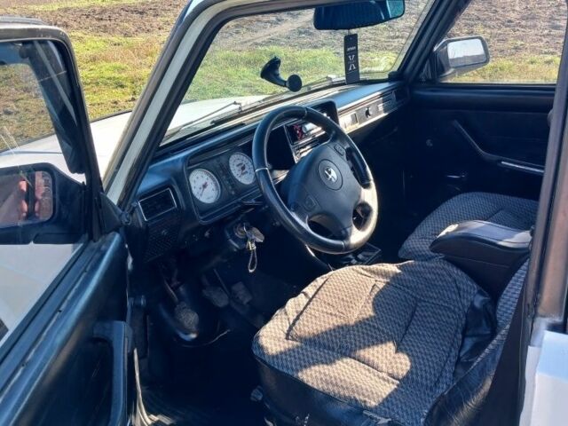 Белый ВАЗ 2107, объемом двигателя 0 л и пробегом 10 тыс. км за 900 $, фото 7 на Automoto.ua