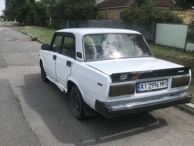 Белый ВАЗ 2107, объемом двигателя 1.5 л и пробегом 777 тыс. км за 550 $, фото 4 на Automoto.ua