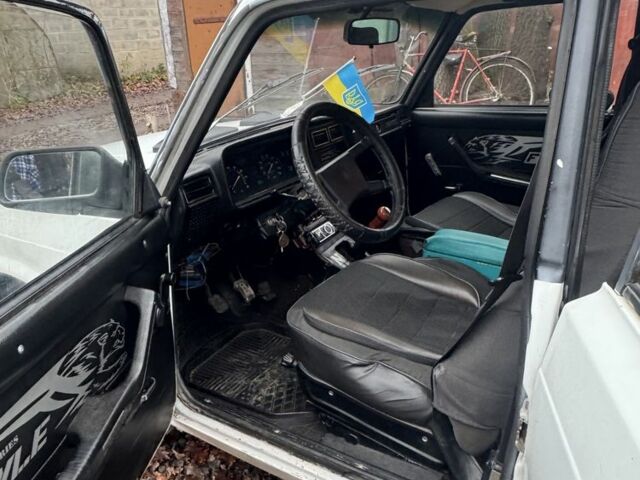 Белый ВАЗ 2107, объемом двигателя 1.5 л и пробегом 35 тыс. км за 710 $, фото 5 на Automoto.ua