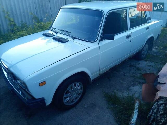 Белый ВАЗ 2107, объемом двигателя 0 л и пробегом 289 тыс. км за 700 $, фото 2 на Automoto.ua