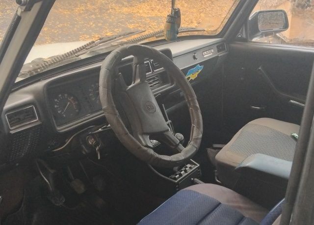 Білий ВАЗ 2107, об'ємом двигуна 1.5 л та пробігом 56 тис. км за 358 $, фото 4 на Automoto.ua