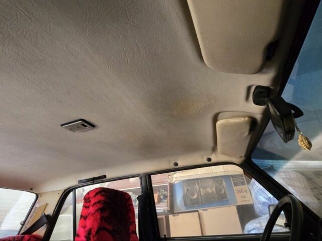 Белый ВАЗ 2107, объемом двигателя 1.5 л и пробегом 8 тыс. км за 5000 $, фото 19 на Automoto.ua