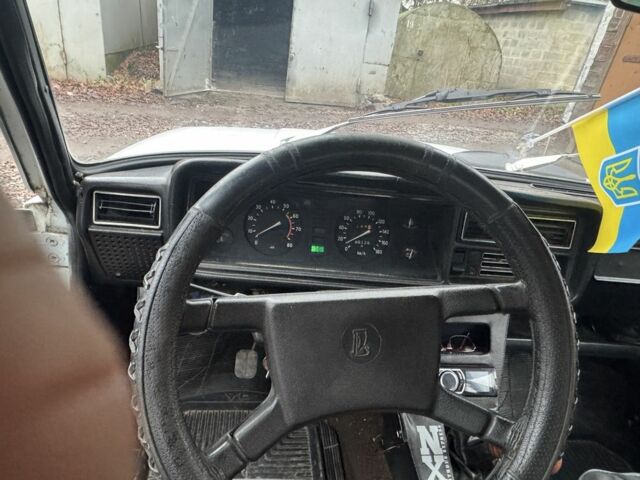 Белый ВАЗ 2107, объемом двигателя 1.5 л и пробегом 35 тыс. км за 710 $, фото 6 на Automoto.ua