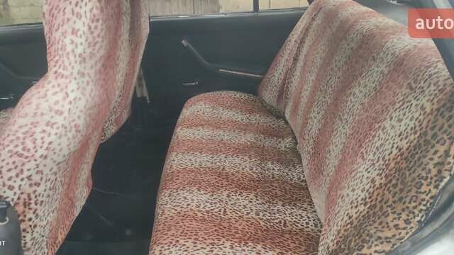 Белый ВАЗ 2107, объемом двигателя 1.45 л и пробегом 180 тыс. км за 700 $, фото 6 на Automoto.ua