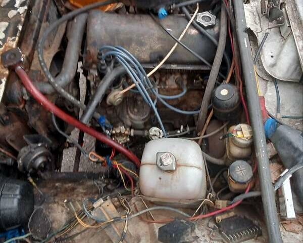 Белый ВАЗ 2107, объемом двигателя 1.5 л и пробегом 90 тыс. км за 311 $, фото 4 на Automoto.ua