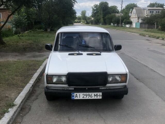 Белый ВАЗ 2107, объемом двигателя 1.5 л и пробегом 777 тыс. км за 550 $, фото 6 на Automoto.ua