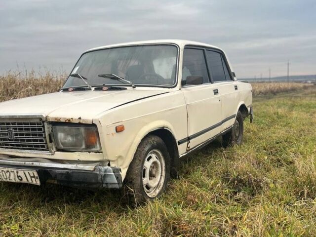 Білий ВАЗ 2107, об'ємом двигуна 1.5 л та пробігом 87 тис. км за 400 $, фото 3 на Automoto.ua