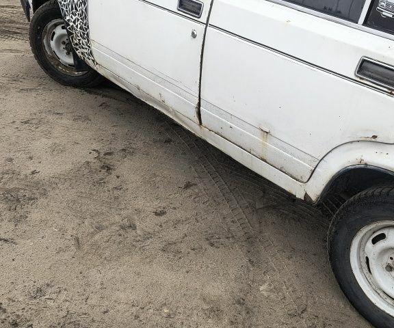 Білий ВАЗ 2107, об'ємом двигуна 1 л та пробігом 60 тис. км за 250 $, фото 2 на Automoto.ua